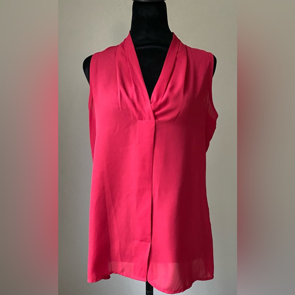 Violet & Claire Red Sleeveless V Neck Top
